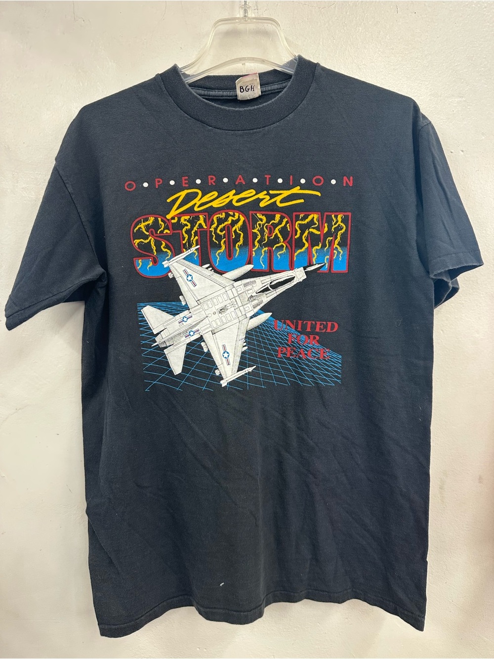 Operation Desert Storm Graphic Tee made in USA 90’s vtg single stitch size large